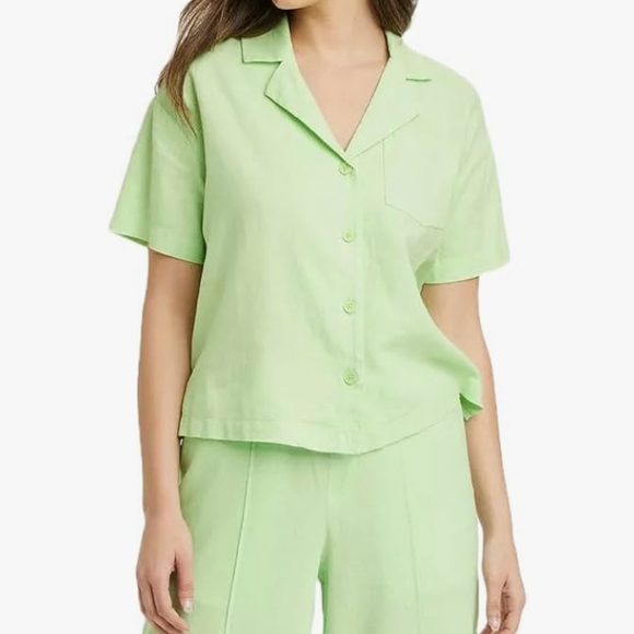 A New Day Women's Linen Short Sleeve Button-Down Camp Shirt Front Pocket, Green - Picture 1 of 9